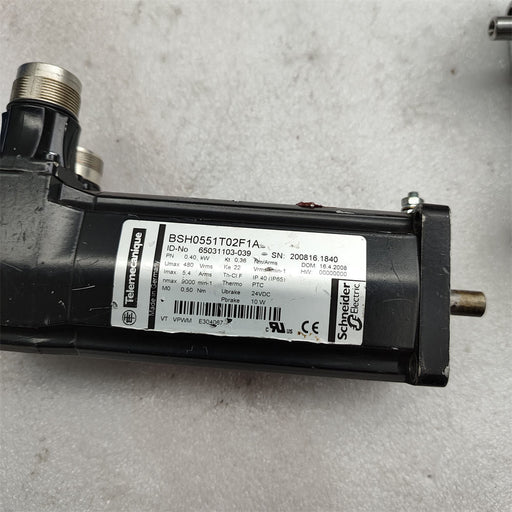 Schneider Electric BSH0551T02F1A Servo Motor