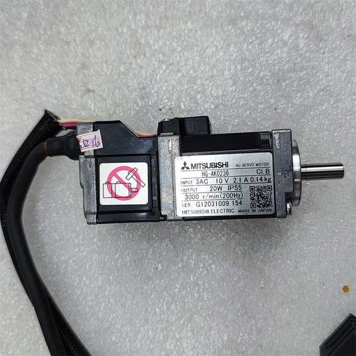 Sanyo Denki P10B13100BXS52 AC Servo Motor